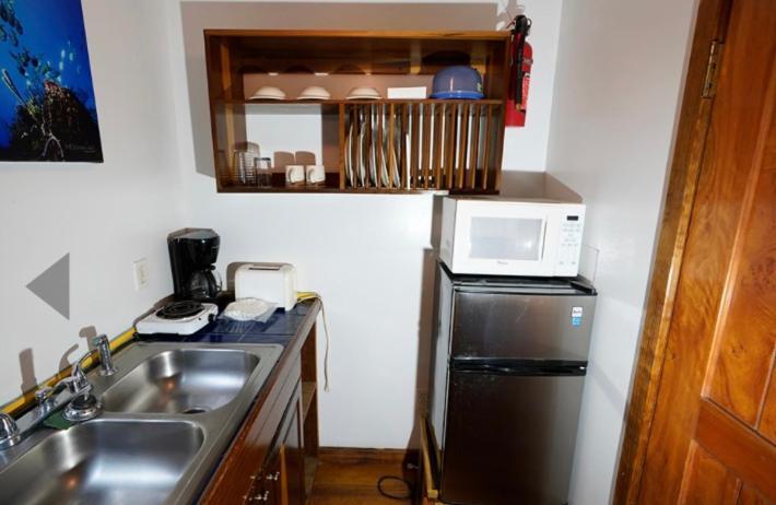 Sea Breeze Inn West End Luaran gambar